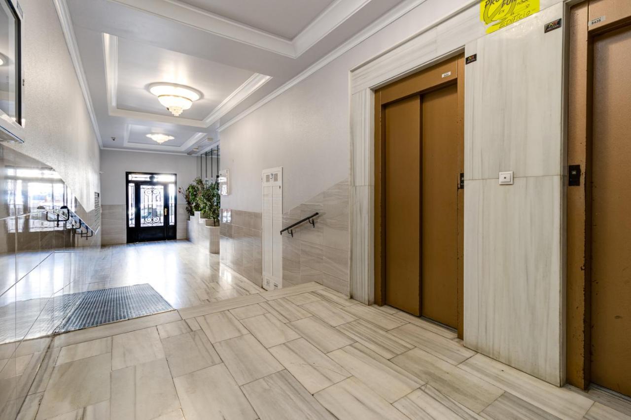 Studio Caballero De Rodas Torrevieja Luaran gambar
