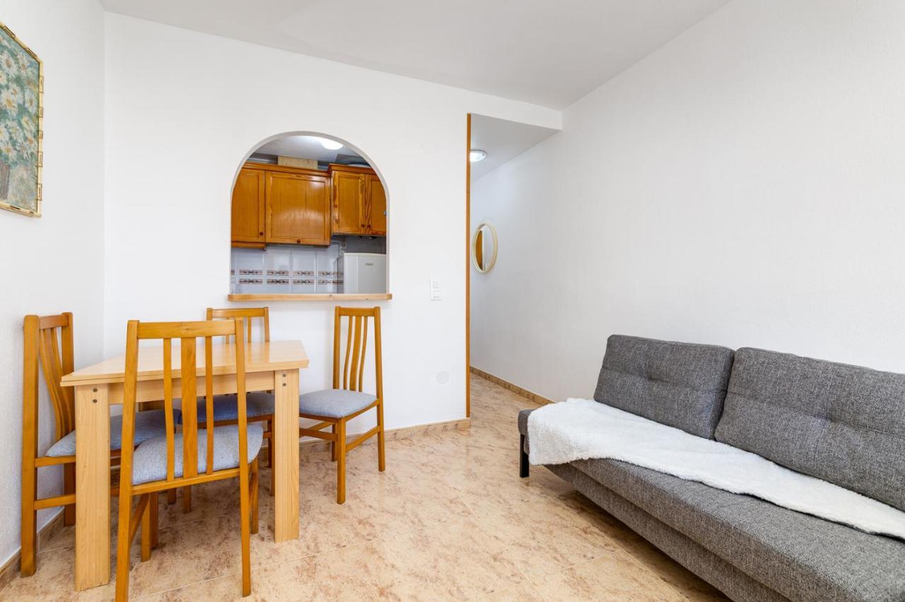 Studio Caballero De Rodas Torrevieja Luaran gambar